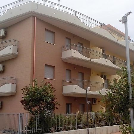 Residence Albadorata Campomarino Εξωτερικό φωτογραφία