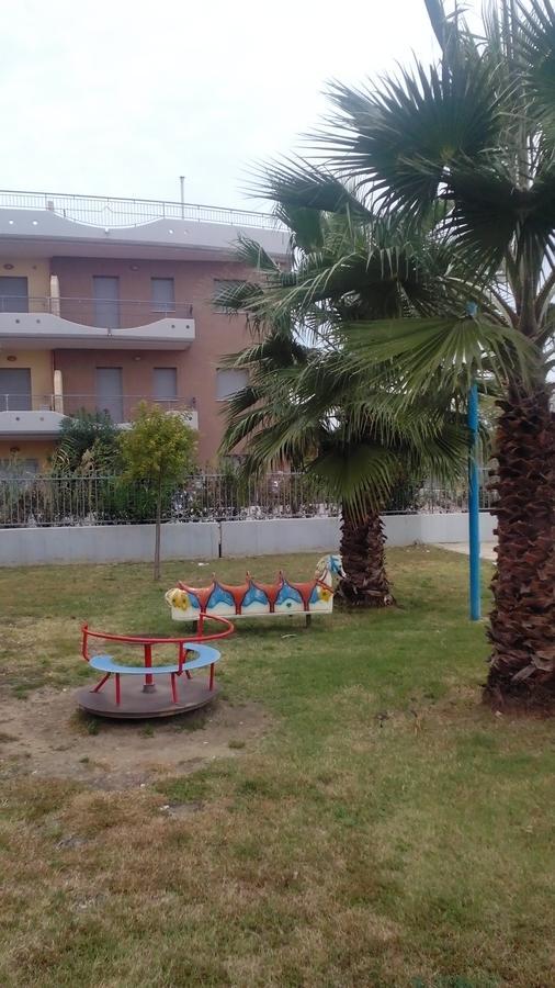 Residence Albadorata Campomarino Εξωτερικό φωτογραφία