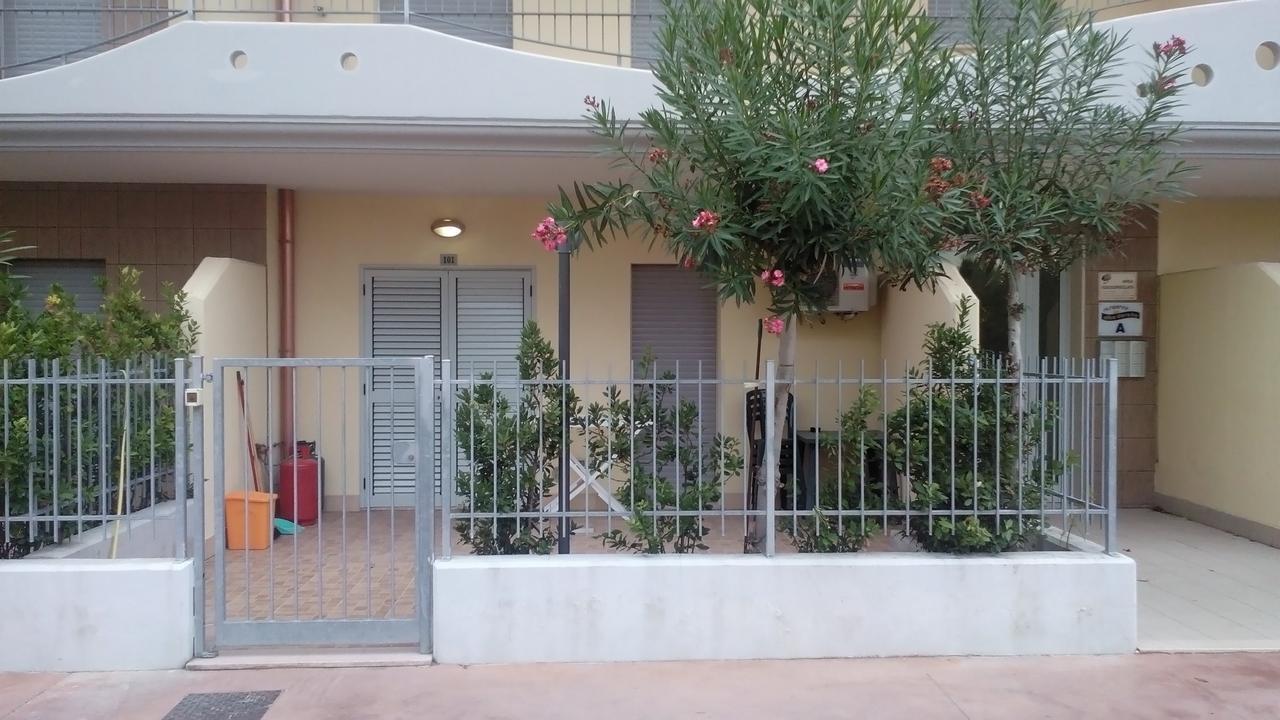 Residence Albadorata Campomarino Εξωτερικό φωτογραφία